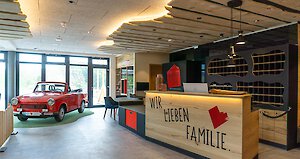 Rezeption im Kinder- und Familienhotel im Bayerischen Wald